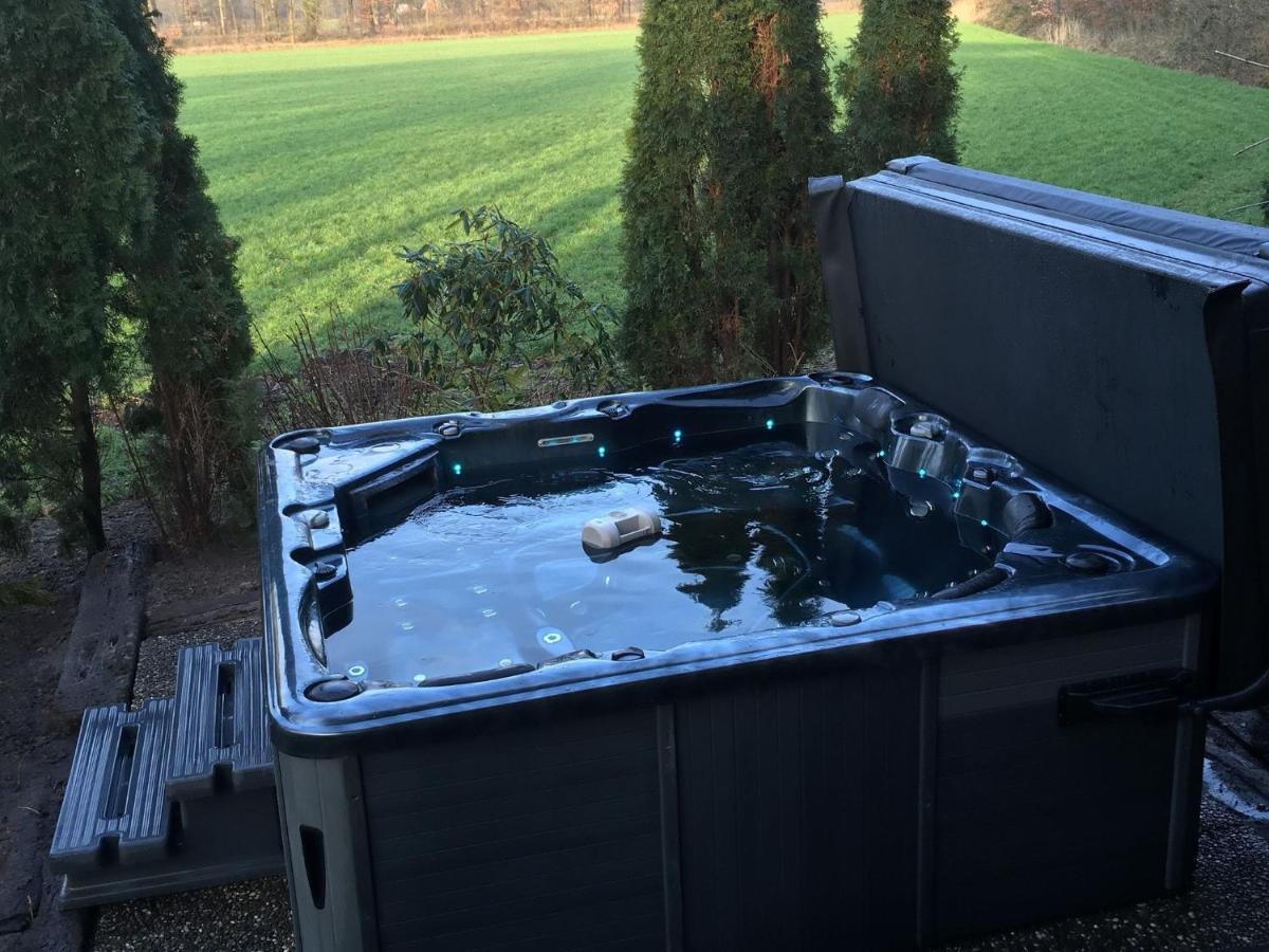 Holiday Home In Reutum Weerselo With Jacuzzi Beekdorp Exteriér fotografie
